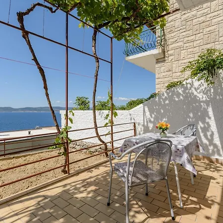 Guest house Sani