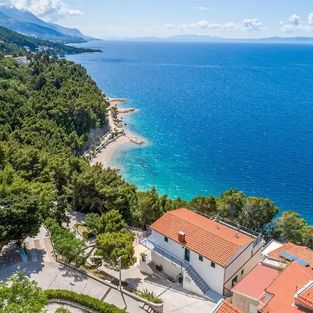 Guest house Sani 3*
