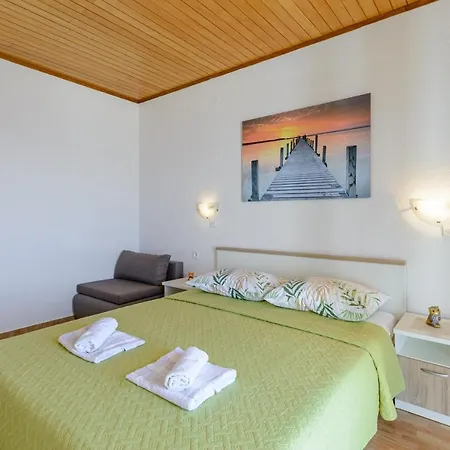 Sani Casa de hóspedes Brela