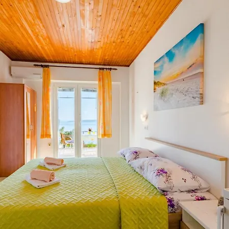 Sani 게스트하우스 3*