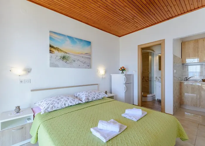 Sani Affittacamere 3*