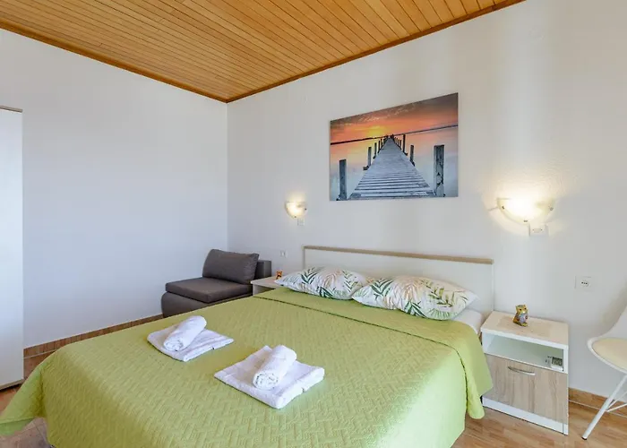 Sani Affittacamere Brela