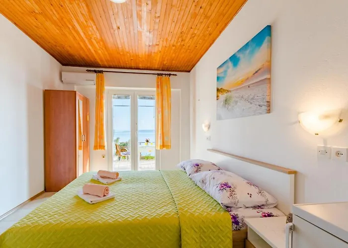 Sani Affittacamere 3*